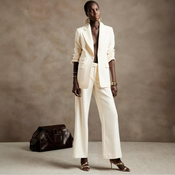 NWT Banana Republic Italian Wool Straight Leg Pant - Picture 3 of 8